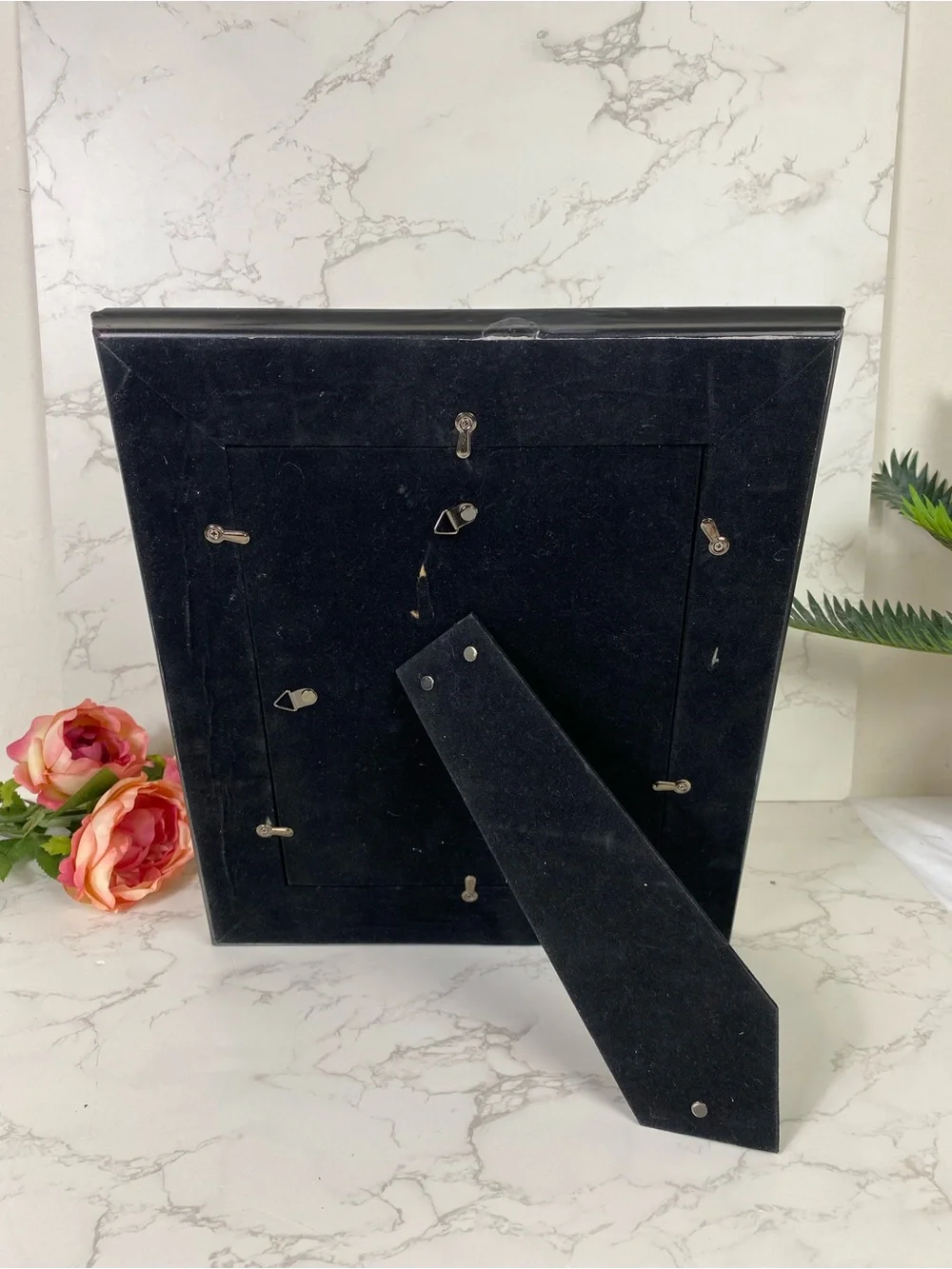 Heavy Gothic black picture frame w/ copper color trim 8x10